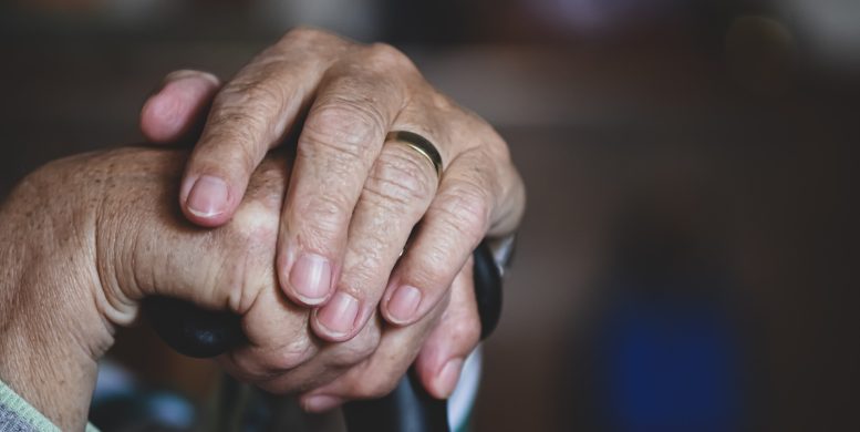 Les équipements essentiels pour améliorer la vie quotidienne des seniors à domicile